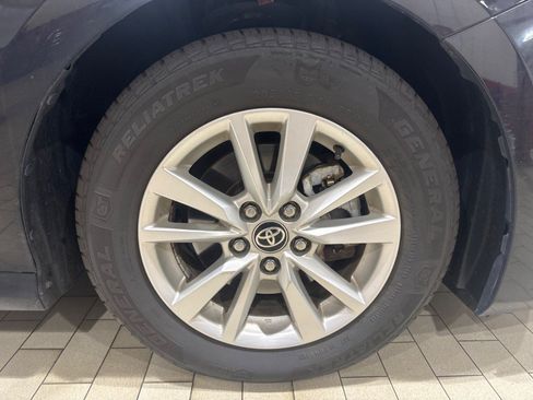 Used 2025 Toyota Camry LE w/ Convenience Package FWD image 49