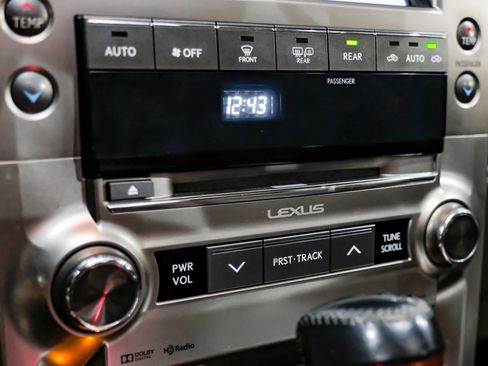 Used 2016 Lexus GX 460 image 31