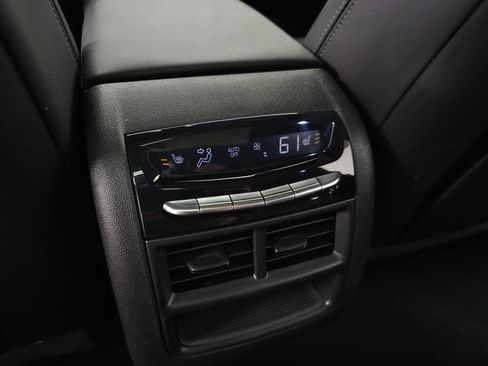 Certified 2023 Cadillac XT5 Sportv AWD/4WD image 37