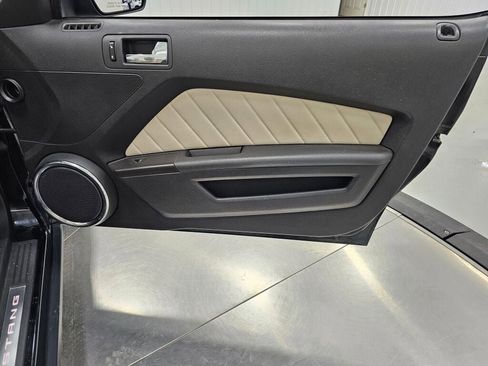 Used 2012 Ford Mustang GT Premium RWD image 35