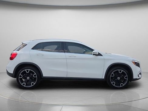 Used 2019 Mercedes-Benz GLA 250 image 8