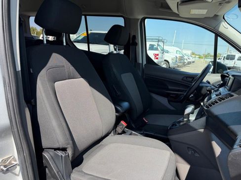 Used 2022 Ford Transit Connect XL FWD image 22