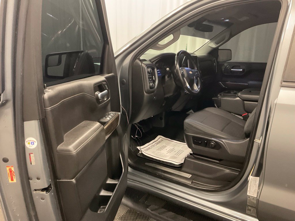 Used 2021 Chevrolet Silverado 1500 LT AWD/4WD image 4