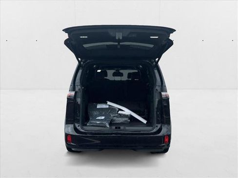 New 2025 Volkswagen ID. Buzz Pro S image 6