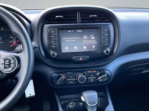 Used 2020 Kia Soul S FWD image 9