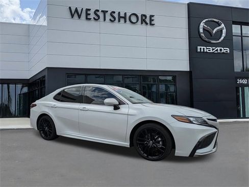 Used 2023 Toyota Camry XSE image 1