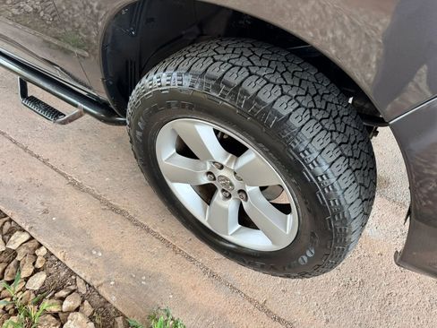 Used 2014 RAM 1500 Express AWD/4WD image 27