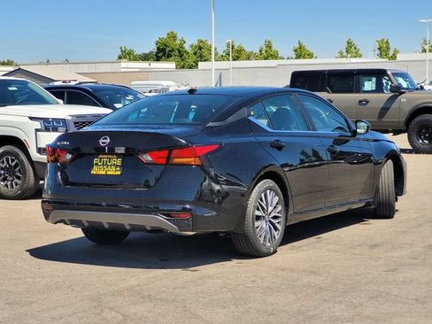 New 2026 Nissan Altima 2.5 SV FWD image 4