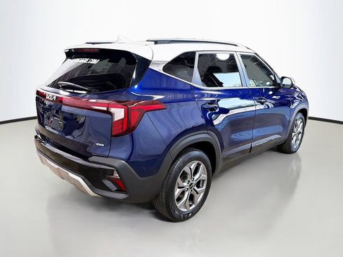 Used 2024 Kia Seltos S AWD/4WD image 9