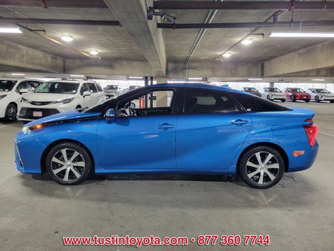 Certified 2017 Toyota Mirai image 7