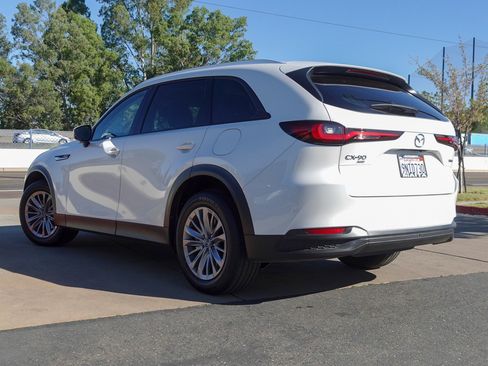 Used 2024 MAZDA CX-90 Plug-In Hybrid w/ Preferred image 7