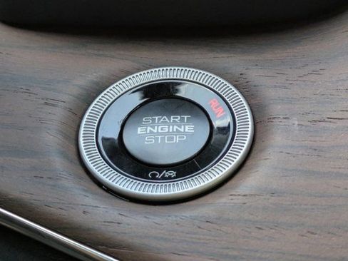 New 2025 Jeep Grand Cherokee L Summit w/ Advanced Protech Group IV image 25