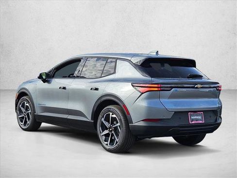 New 2026 Chevrolet Equinox EV LT image 9