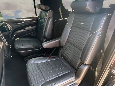 Used 2021 Cadillac Escalade ESV Sport Platinum w/ LPO, ONYX Package image 22