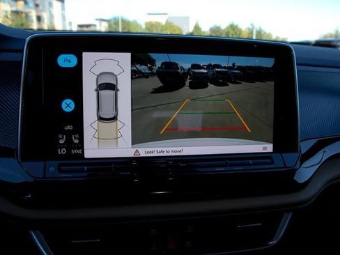 New 2026 Volkswagen Atlas Cross Sport SEL image 20