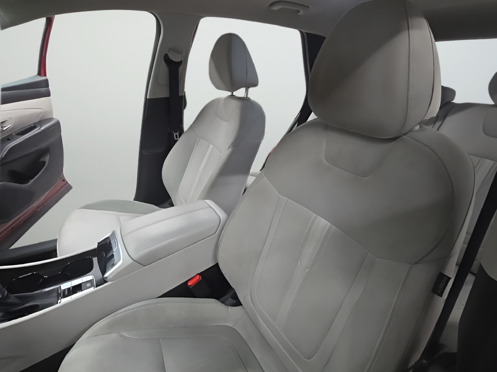 Certified 2025 Hyundai Tucson SEL AWD/4WD image 14