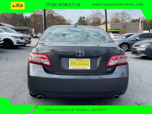 Used 2010 Toyota Camry XLE FWD image 7