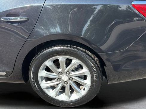 Used 2015 Buick LaCrosse Leather FWD image 34