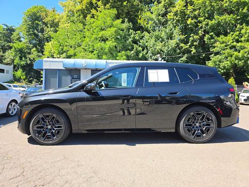 Used 2026 BMW iX xDrive60 w/ M Sport Package AWD/4WD image 7