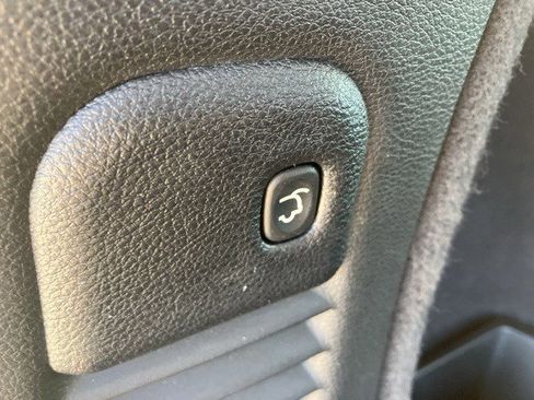 Used 2021 Dodge Durango SXT image 25