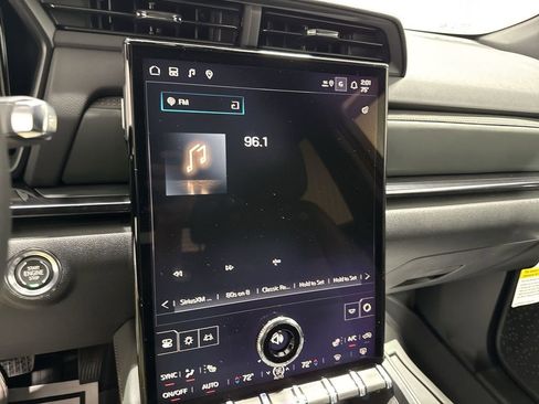 New 2026 GMC Terrain AT4 w/ LPO, Floor Liner Package AWD/4WD image 13