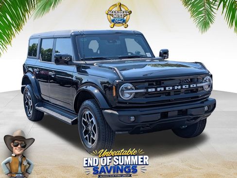 New 2026 Ford Bronco Outer Banks AWD/4WD image 1