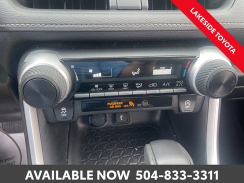 Used 2021 Toyota RAV4 LE image 32