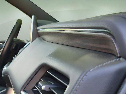 Used 2024 Chevrolet Tahoe LT image 16