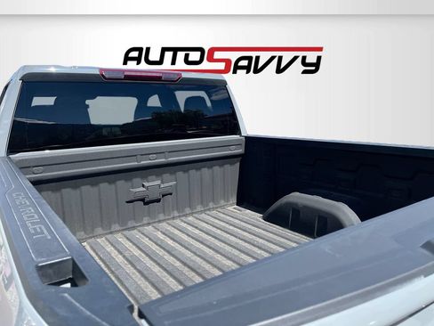 Used 2024 Chevrolet Silverado 1500 Custom Trail Boss AWD/4WD image 23