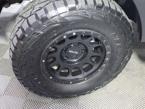 Used 2022 Ford Ranger XLT w/ Equipment Group 301A Mid AWD/4WD image 17
