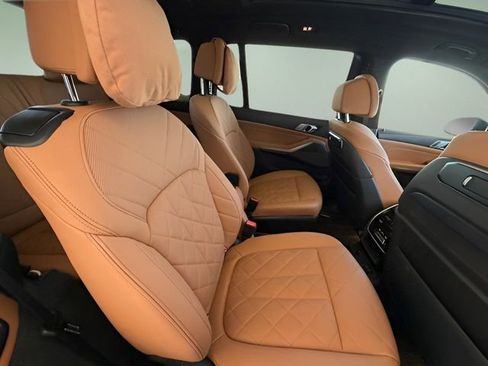 Certified 2023 BMW X7 xDrive40i w/ M Sport Package image 36