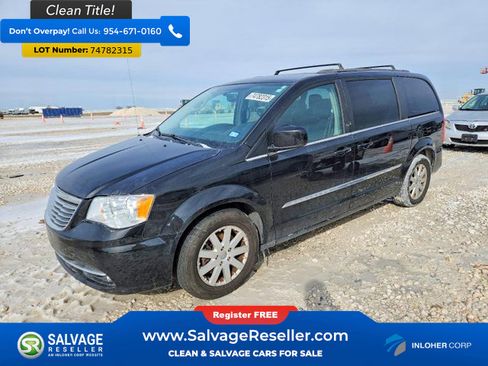 Used 2014 Chrysler Town & Country Touring image 1