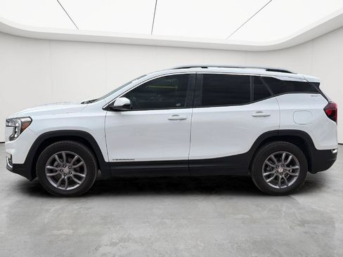 Certified 2023 GMC Terrain SLT AWD/4WD image 4