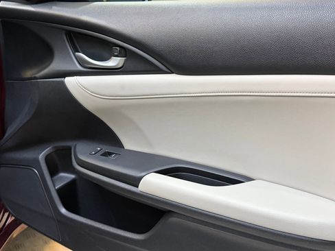Used 2019 Honda Insight Touring image 42
