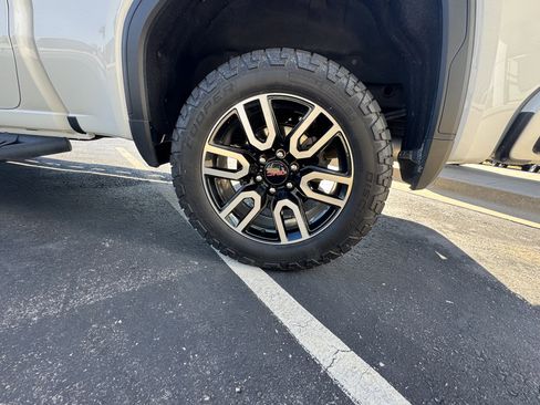 Used 2021 GMC Sierra 1500 AT4 image 6