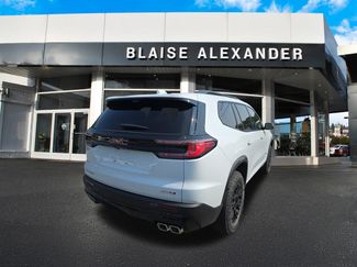 New 2026 GMC Acadia AT4 w/ Luxury Package AWD/4WD video 3