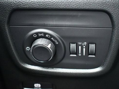 New 2026 Jeep Grand Cherokee L Laredo AWD/4WD image 14