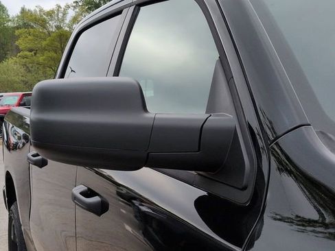 New 2026 RAM 1500 Express AWD/4WD image 11