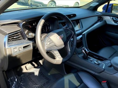 Used 2023 Cadillac XT5 Premium Luxury w/ LPO, Floor Liner Package image 14