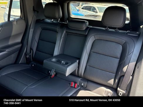 New 2026 Chevrolet Equinox LT w/ Convenience Package II FWD image 25