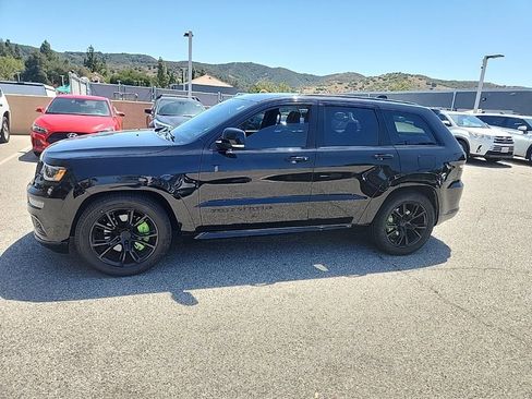 Used 2018 Jeep Grand Cherokee High Altitude AWD/4WD image 2