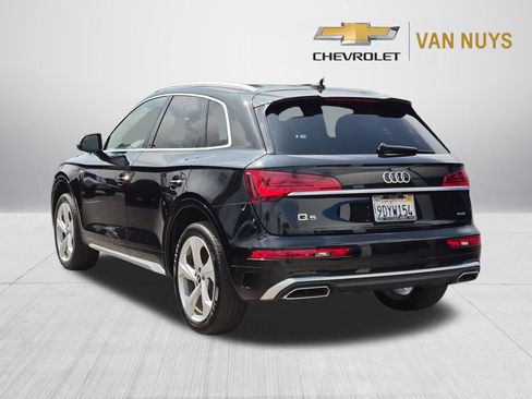 Used 2023 Audi Q5 2.0T Premium Plus w/ Premium Plus Package AWD/4WD image 7