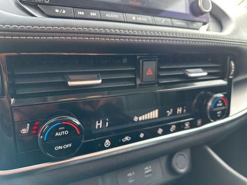 Certified 2023 Nissan Rogue SV w/ SV Premium Package image 25