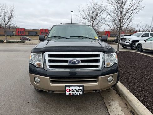 Used 2011 Ford Expedition XLT w/ 202A Rapid Spec Order Code image 4