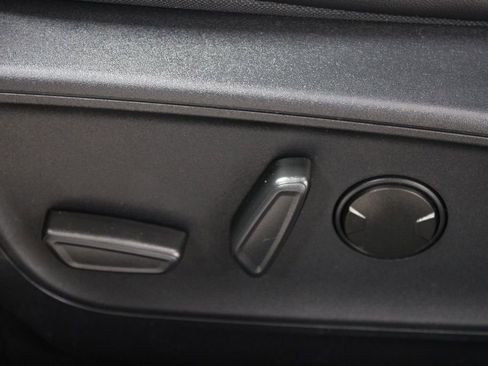 Used 2024 Ford Escape ST-Line image 17