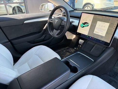 Used 2021 Tesla Model 3 Performance AWD/4WD image 13