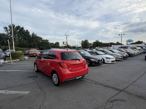 Used 2015 Toyota Yaris L FWD image 8