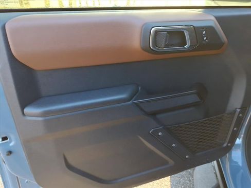 Used 2024 Ford Bronco Outer Banks w/ Sasquatch Package image 23