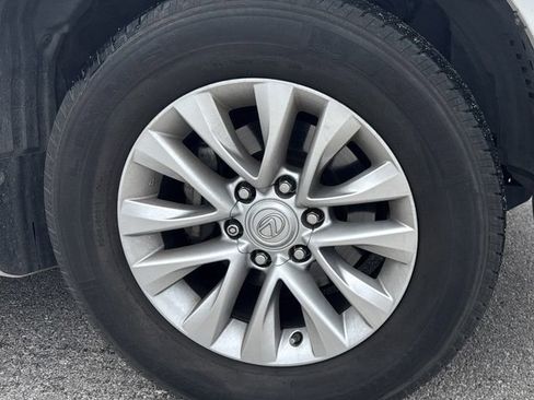Used 2014 Lexus GX 460 w/ Premium Package AWD/4WD image 6