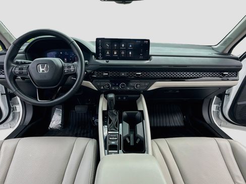 Used 2023 Honda Accord EX-L image 14